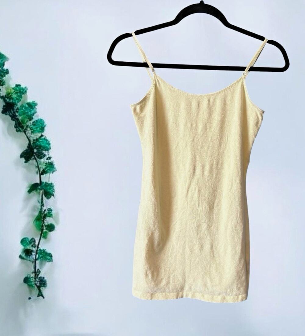 Zenana Outfitters Womens Yellow Solid Spaghetti Strap Cami Tank Top - M